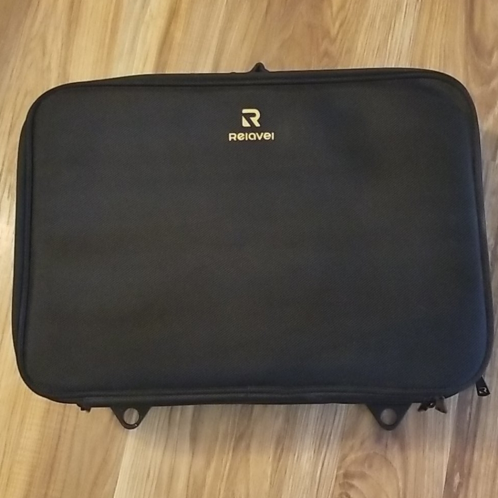 Relavel Large Makeup Case
